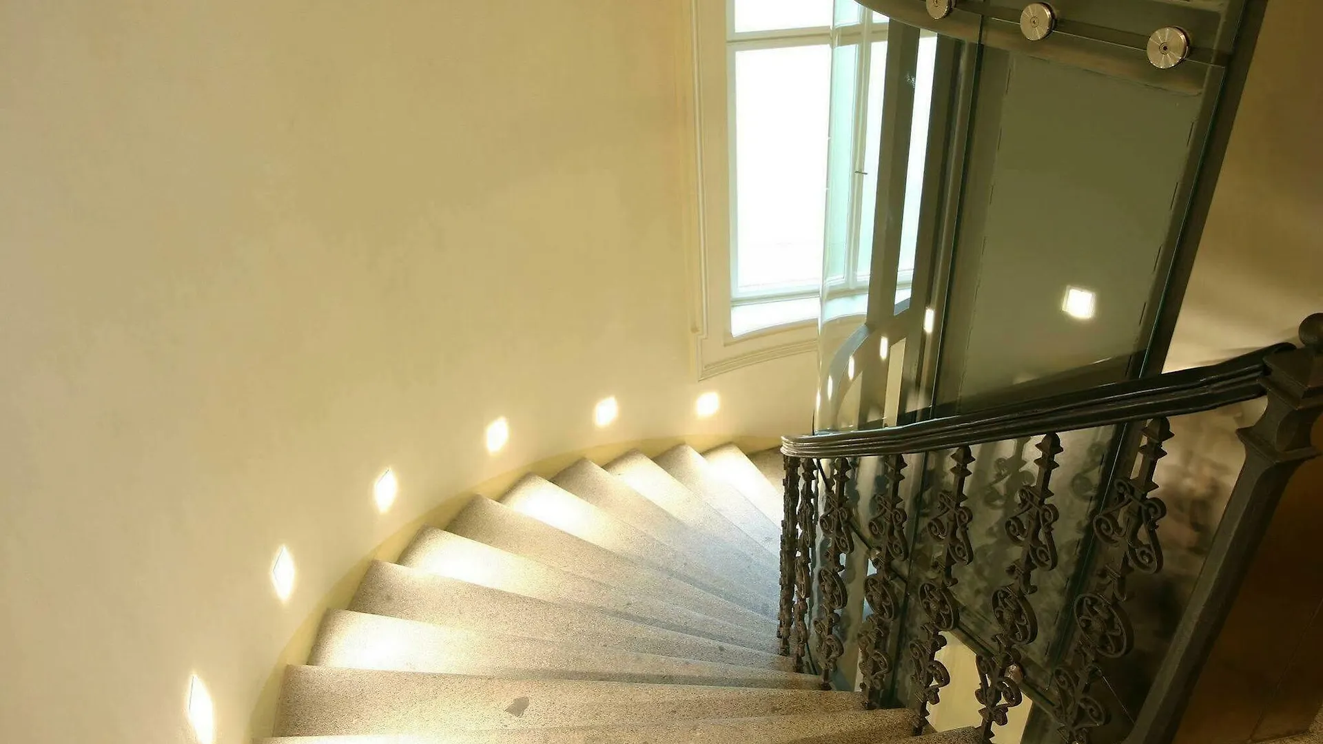 *****  Ventana Hotel Prague Czech Republic